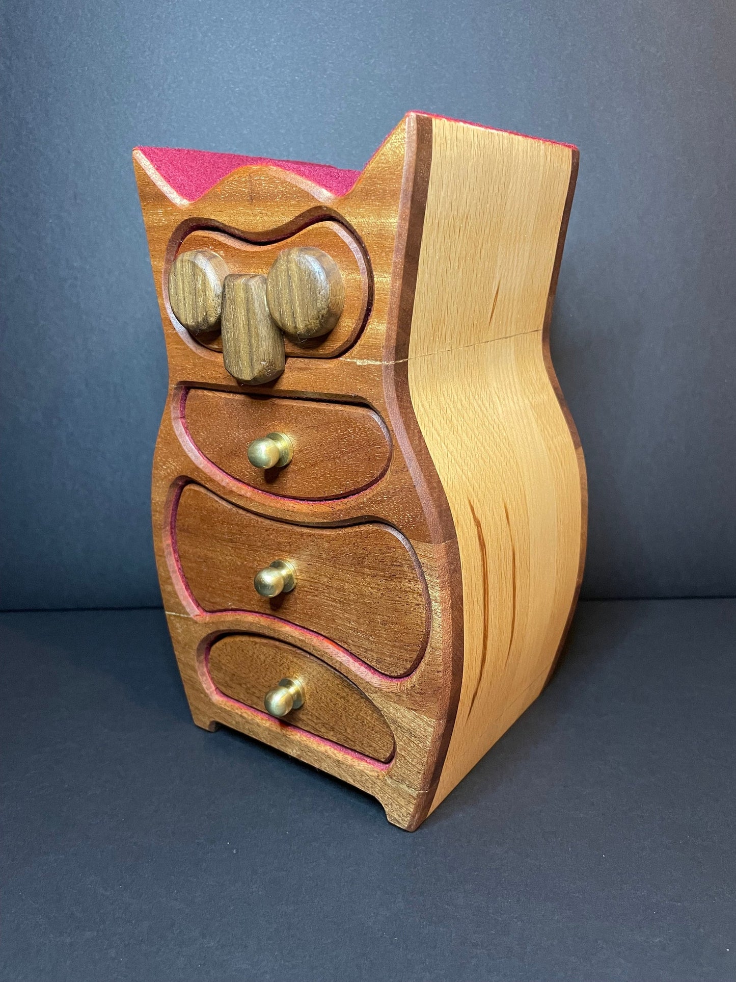 Handcrafted Owle Jewelry/Keepsake/bandsaw Box with 4 Drawers