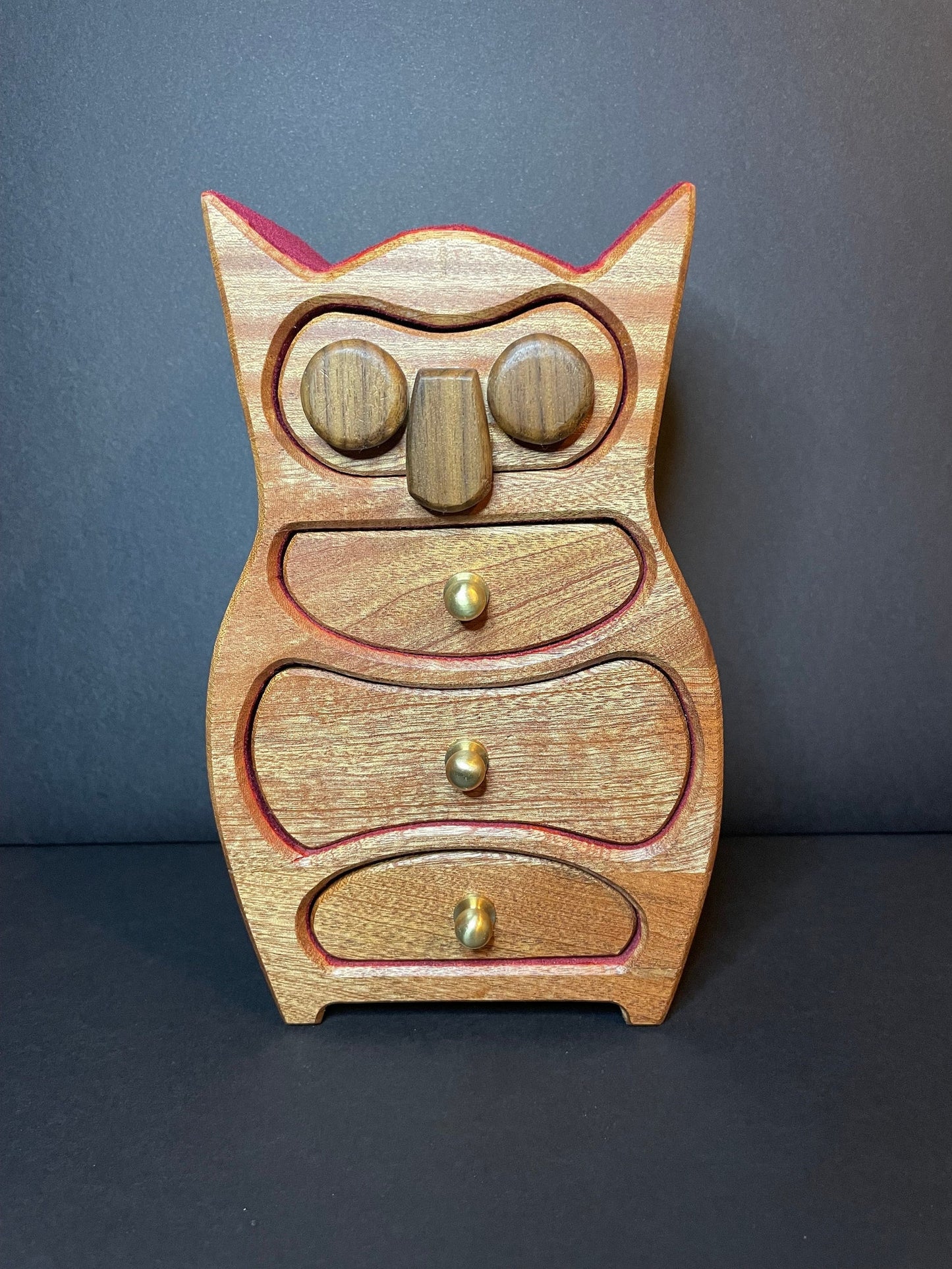 Handcrafted Owle Jewelry/Keepsake/bandsaw Box with 4 Drawers