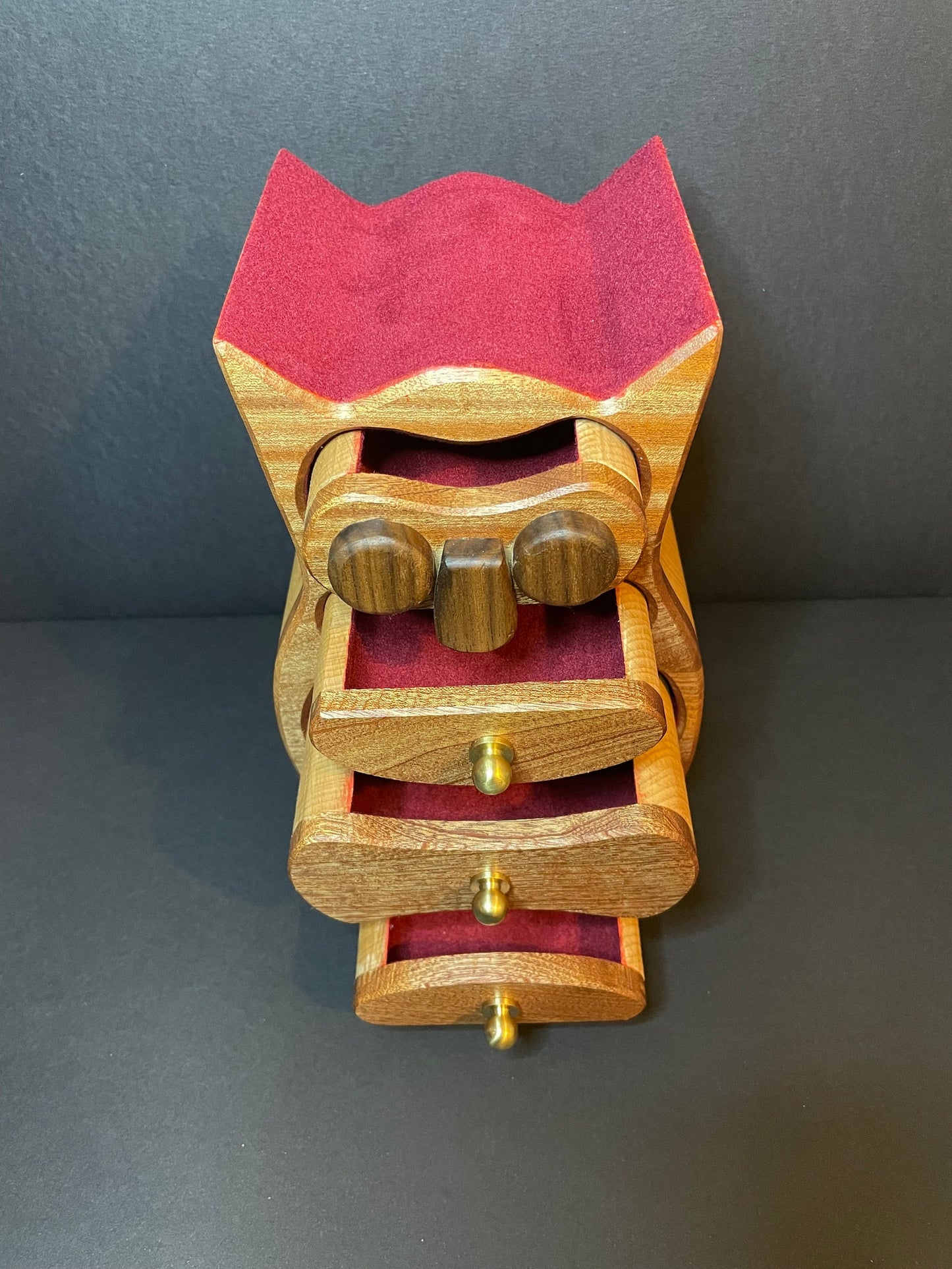 Handcrafted Owle Jewelry/Keepsake/bandsaw Box with 4 Drawers