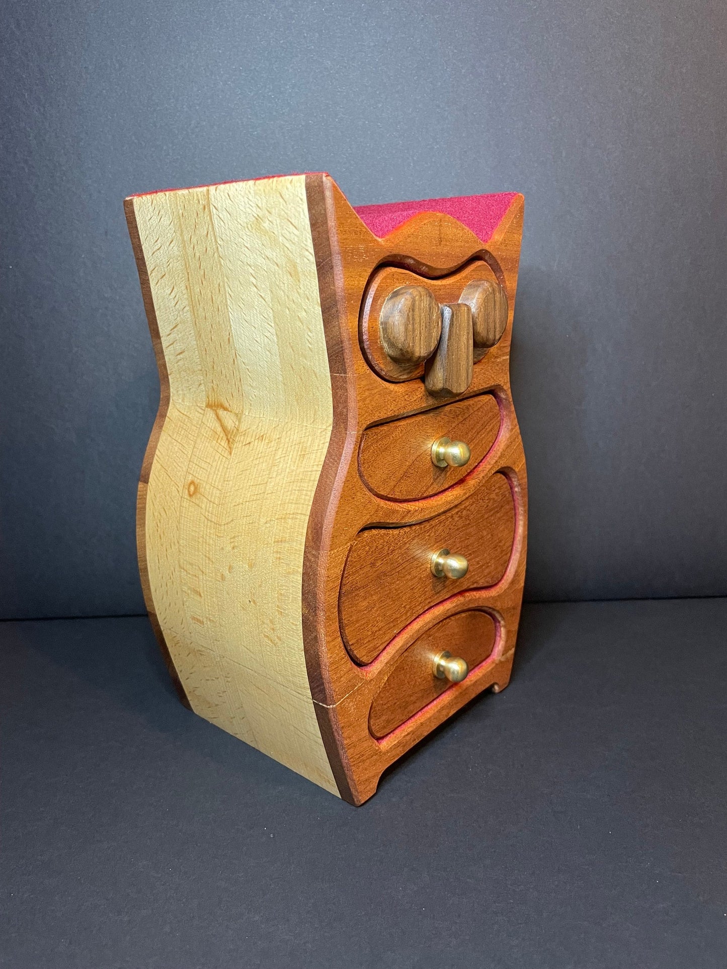 Handcrafted Owle Jewelry/Keepsake/bandsaw Box with 4 Drawers