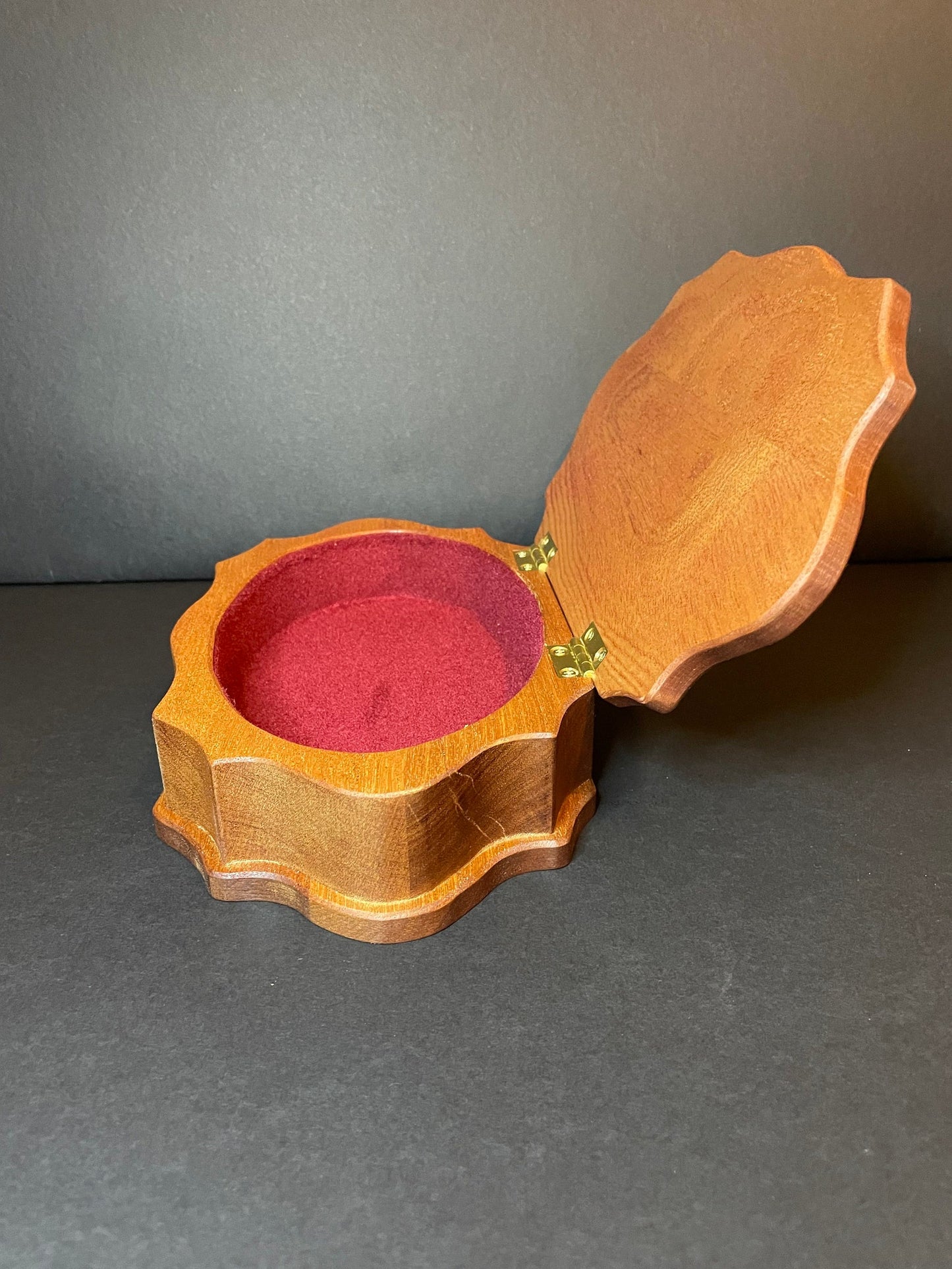 Handcrafted Curvy Jewellery Box